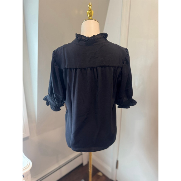 CeCe NWT | Countryside stroll blouse | Black | Size Medium - Picture 2 of 7